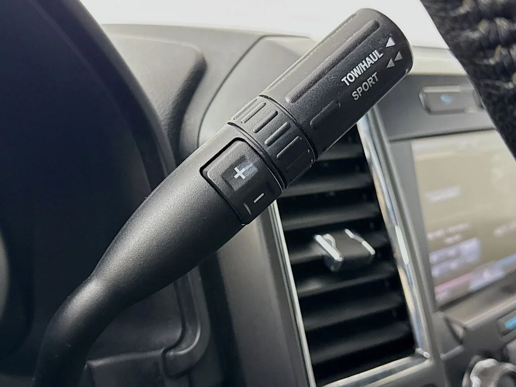 Used 2015 Gray Ford XLT image 19