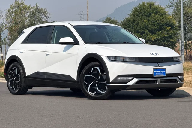 2024 Hyundai IONIQ 5 SEL