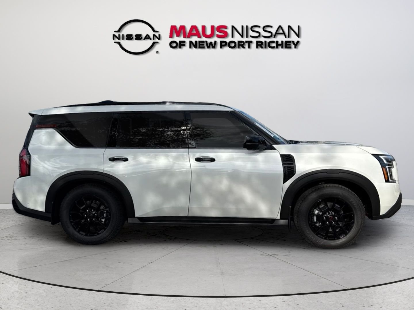 New 2026 White Nissan PRO-4X image 9