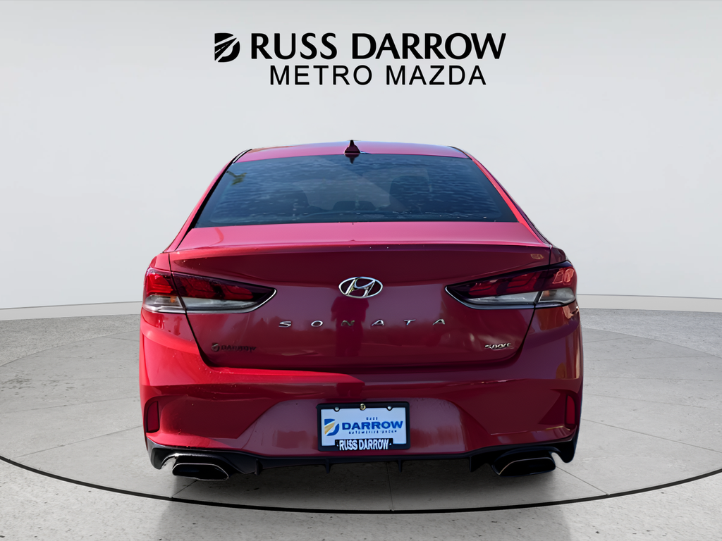 Used 2018 Red Hyundai Sport image 4