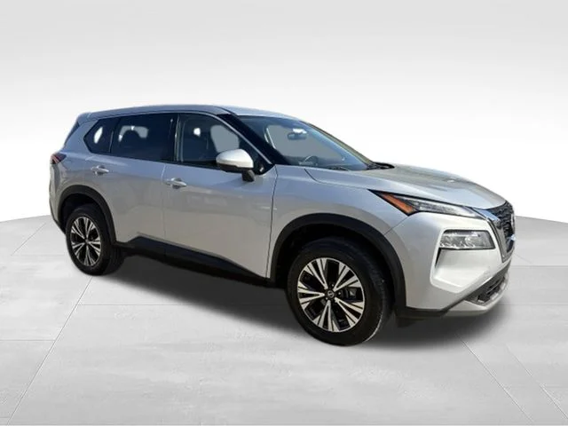 Used 2021 Silver Nissan SV image 1