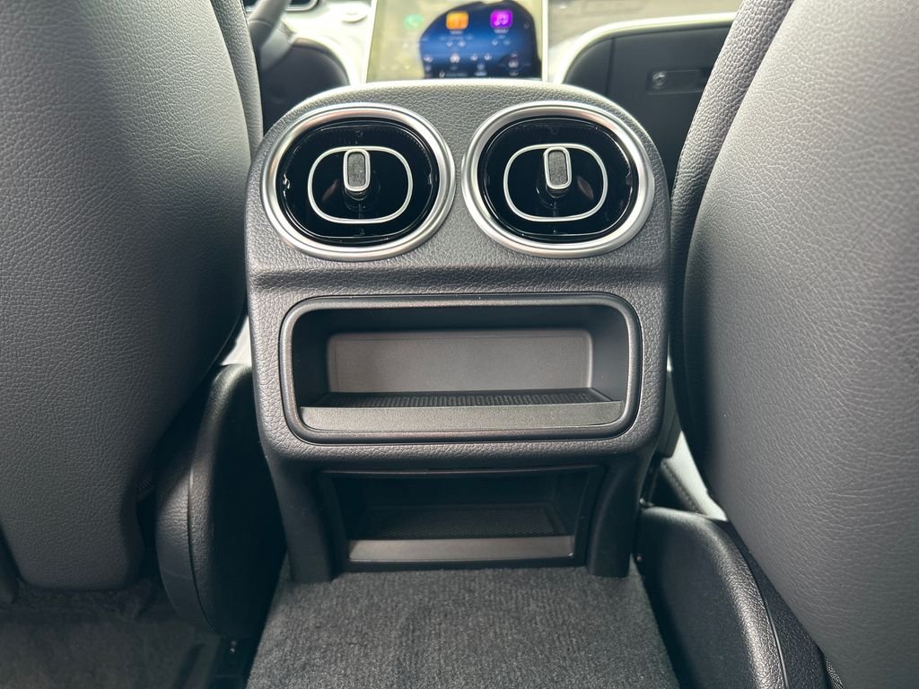 New 2026 MANUFAKTUR Alpine Grey Mercedes-Benz C 300 image 26