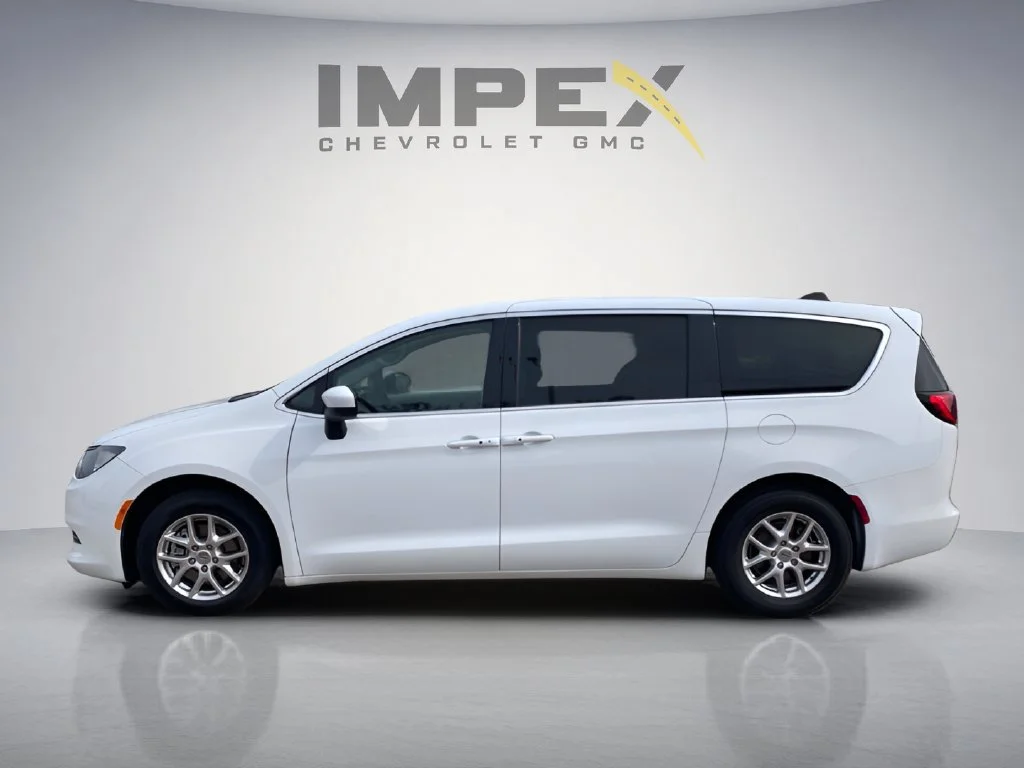 Used 2023 White Chrysler LX image 2