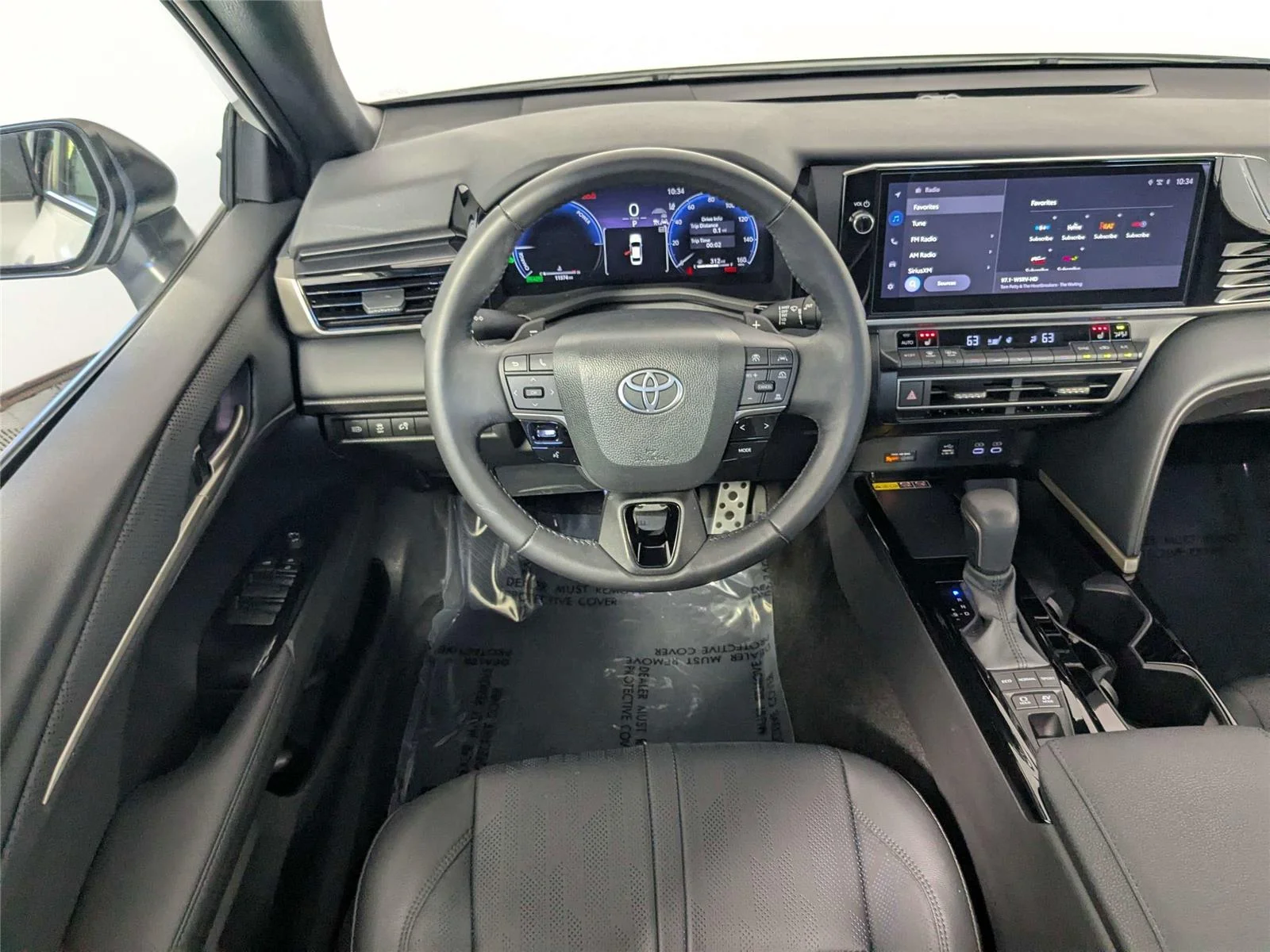 2025 Toyota Camry XSE - Photo 38