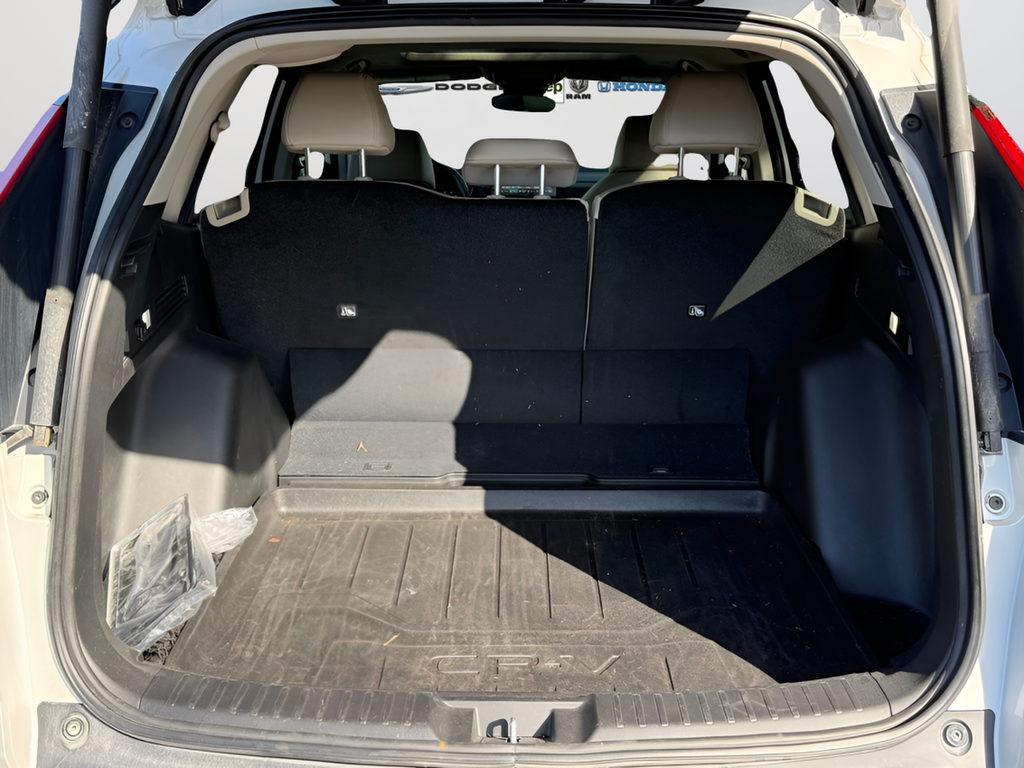 Used 2023 White Honda EX-L image 34