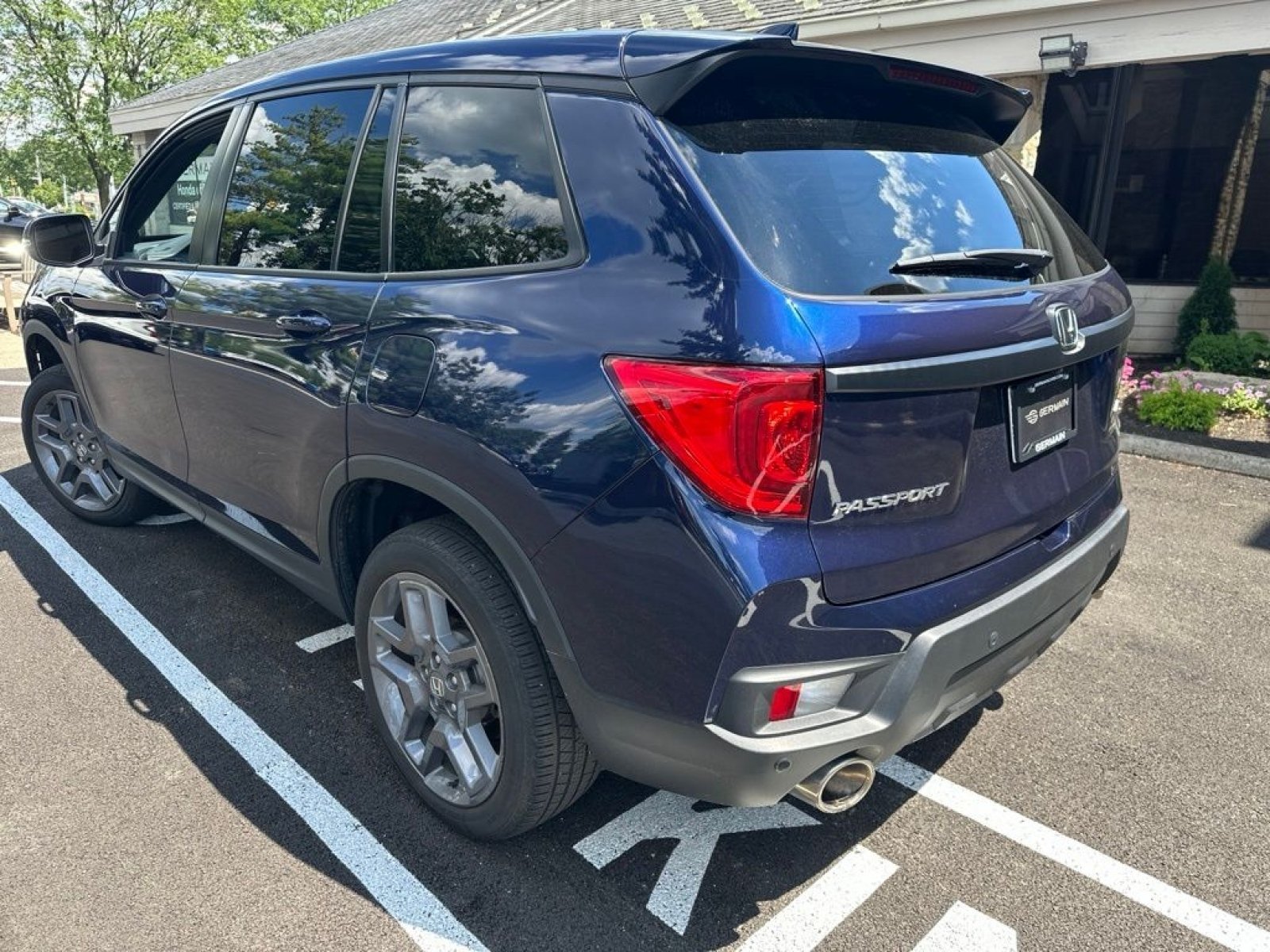 Certified Used 2023 Obsidian Blue Pearl Honda EX-L image 14