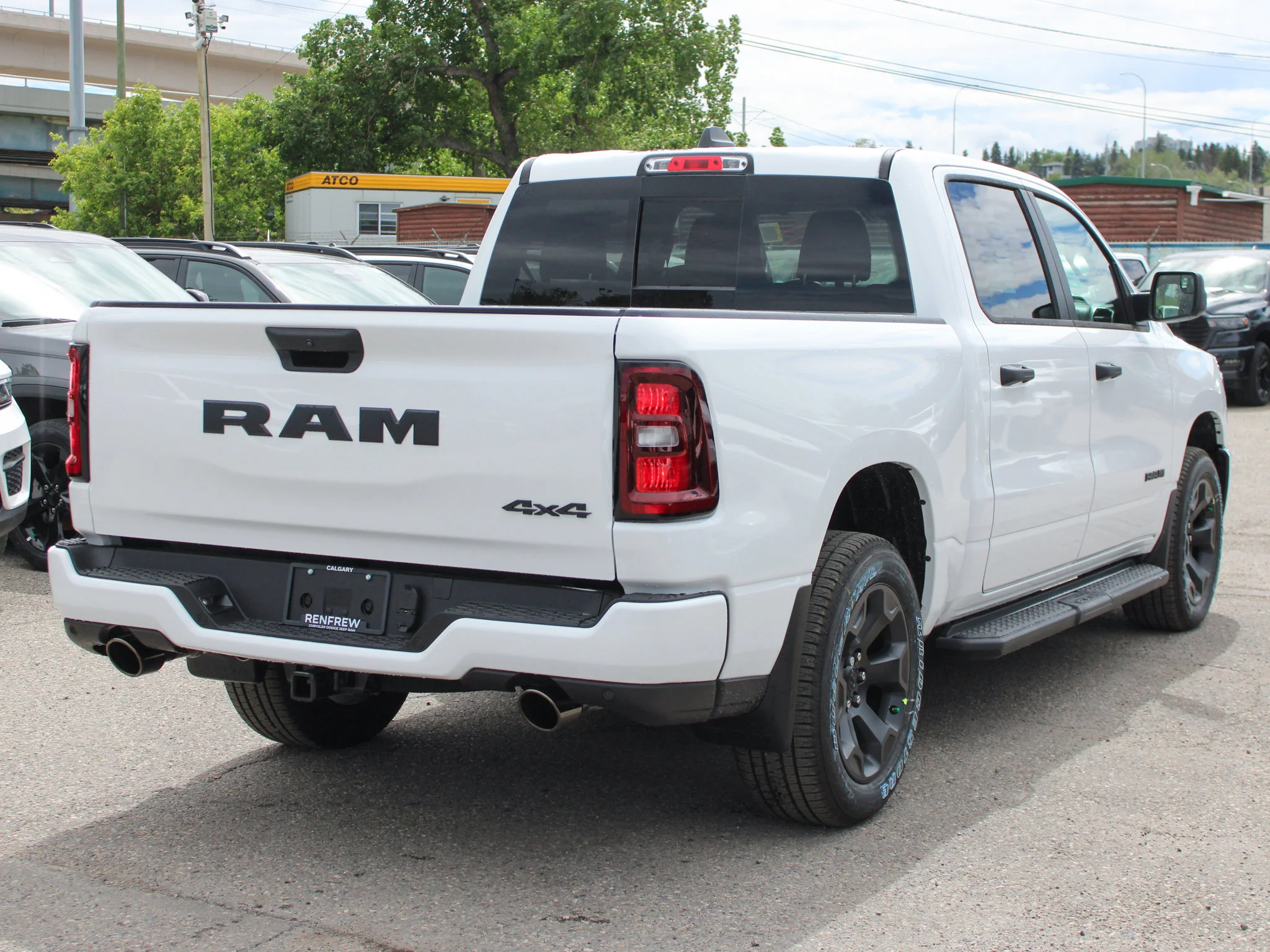 New 2026 White RAM Express* image 5