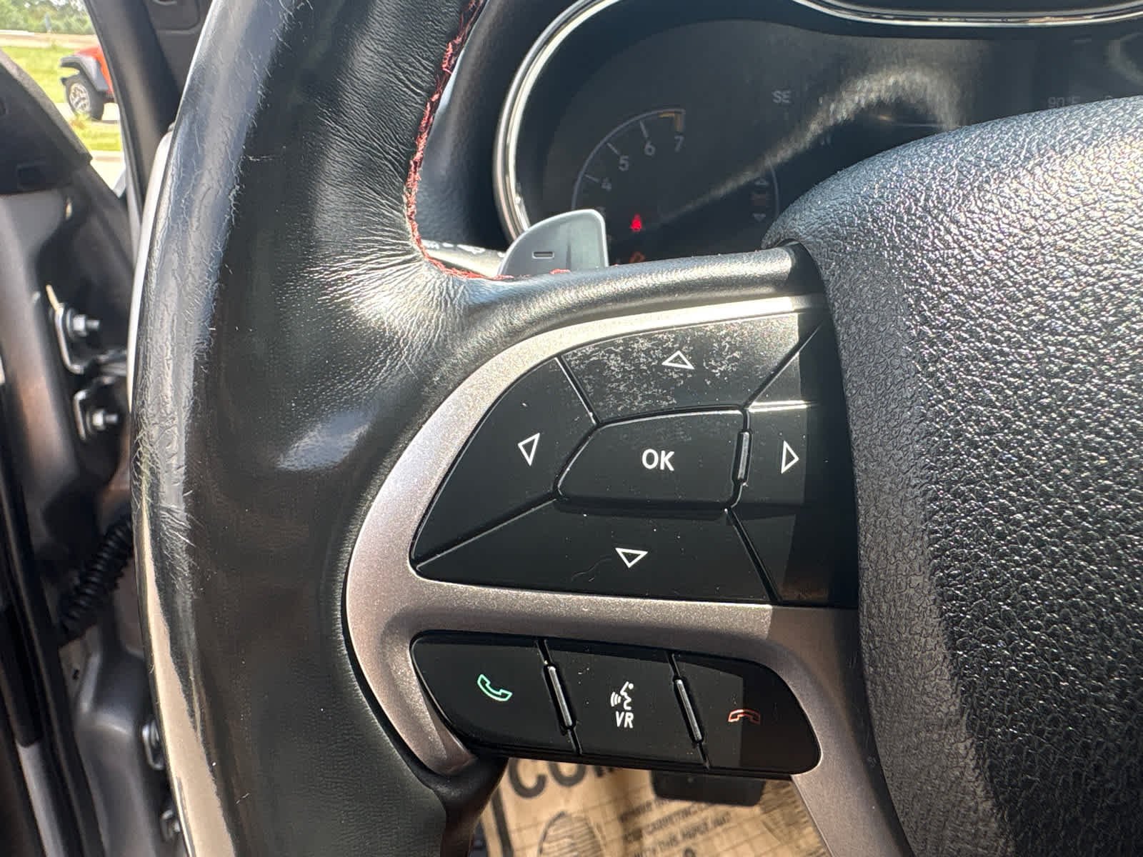 Used 2018 Billet Silver Metallic Clearcoat Jeep Trailhawk image 22