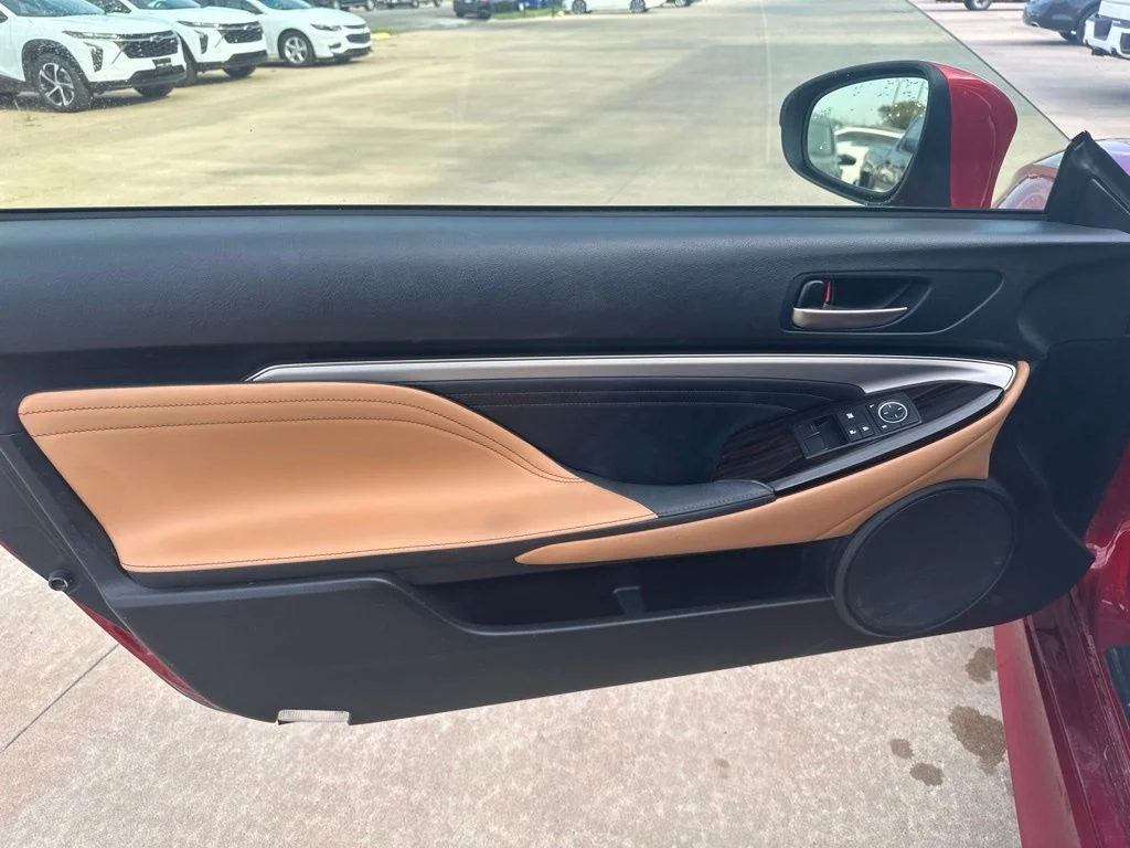 Used 2016 Red Lexus 200t image 6