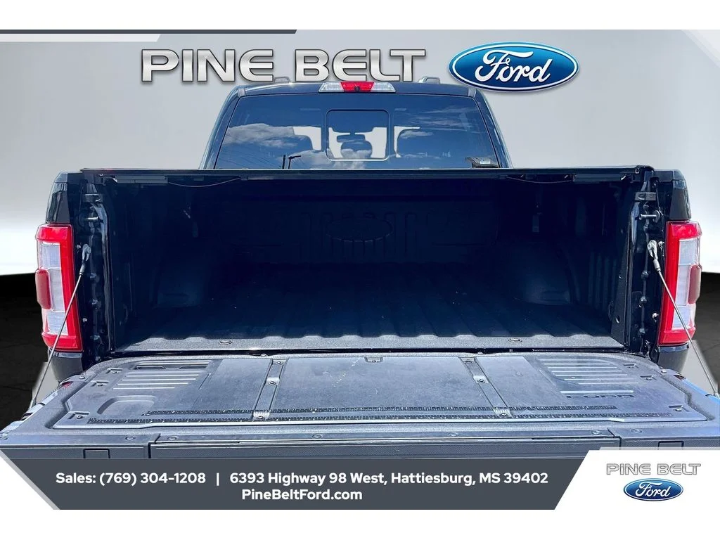 Certified Used 2021 Agate Black Metallic Ford LARIAT image 12