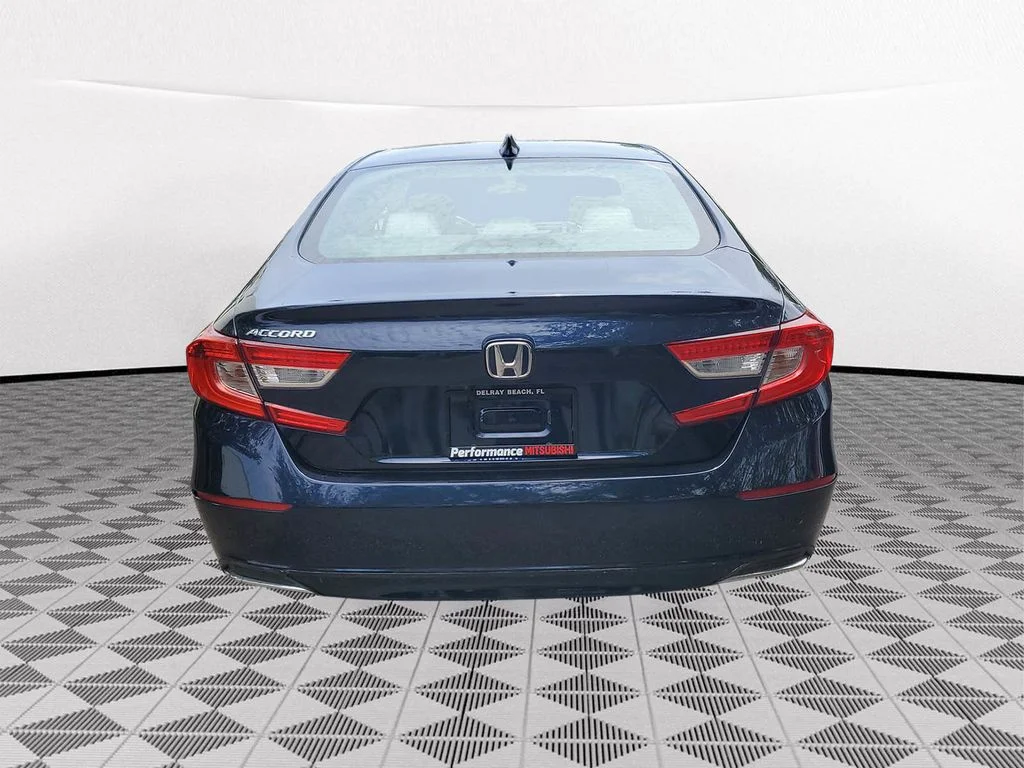 Used 2020 Blue Honda LX image 5