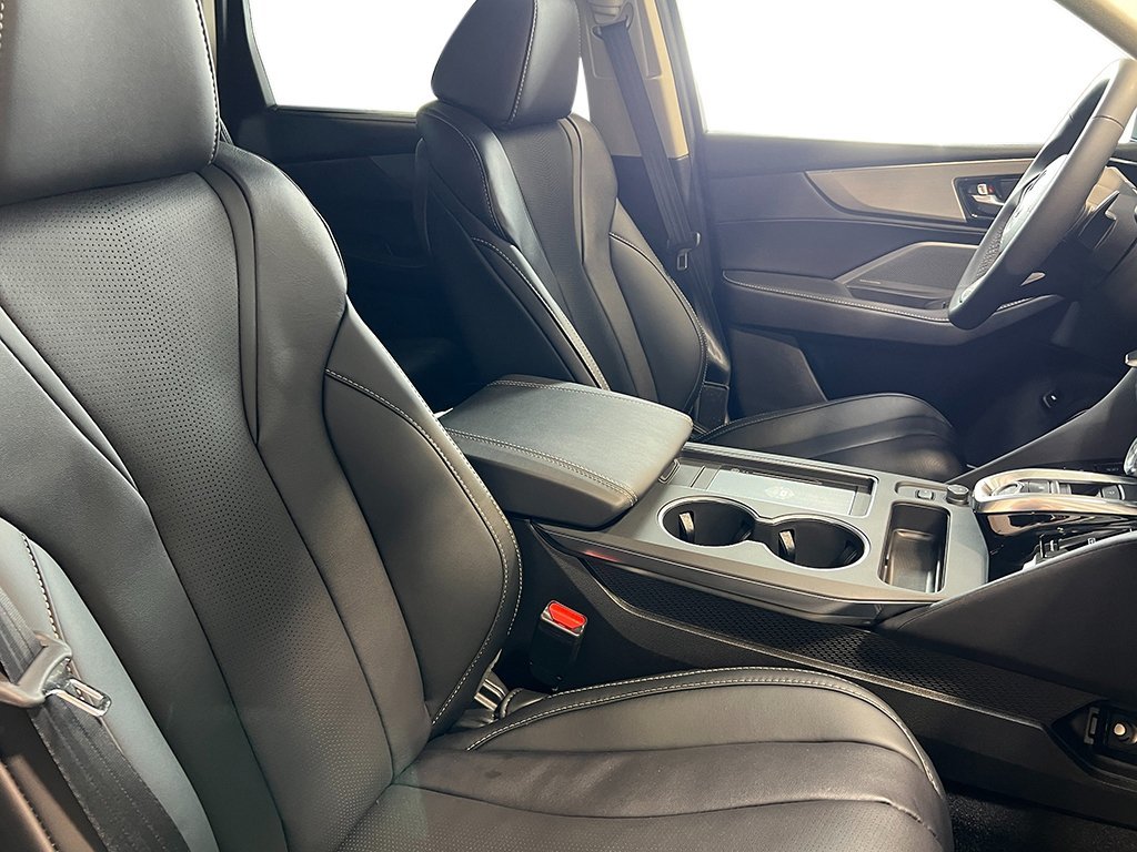 New 2026 Solar Silver Metallic Acura w/Technology Package image 40