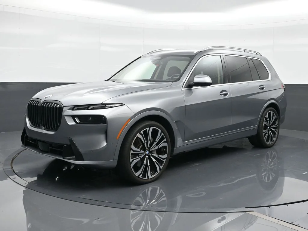 2024 BMW X7 xDrive40i's photo
