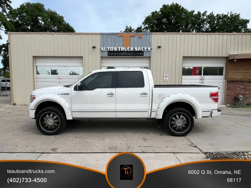 2013 Ford F-150 Platinum 4x4 SuperCrew 145-in's photo