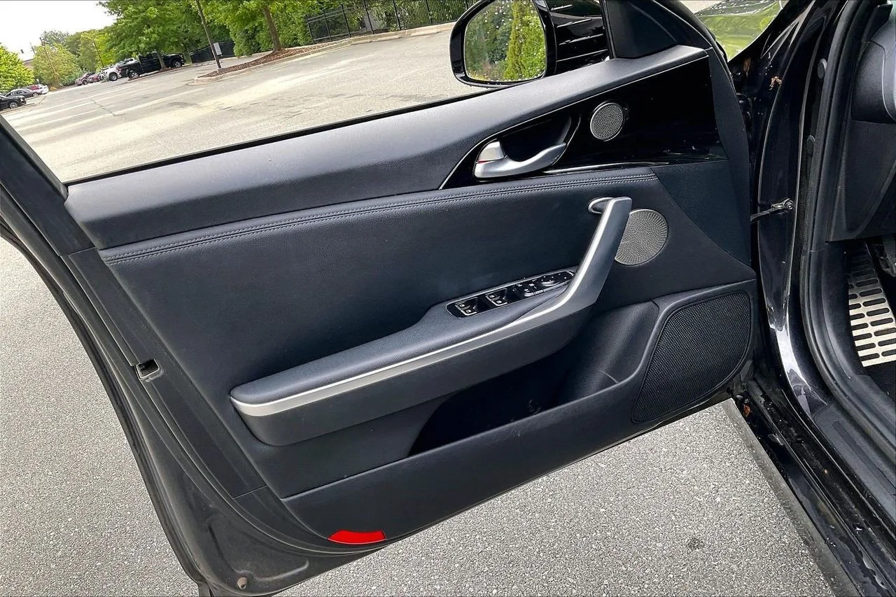 Used 2020  Kia GT-Line image 28