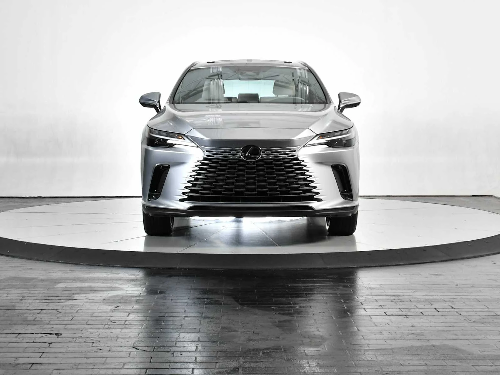 Certified Used 2025 IRIDIUM Lexus Premium Plus image 10