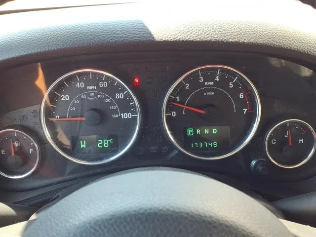 Used 2011 Black Jeep Sahara image 24