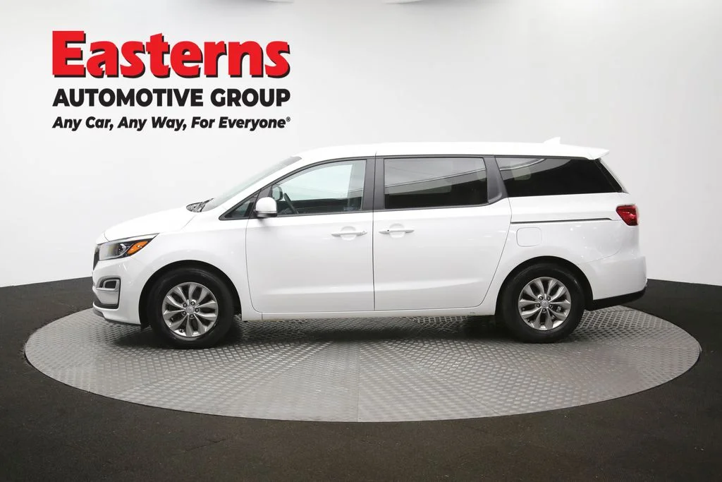 Used 2020 White Kia LX image 59