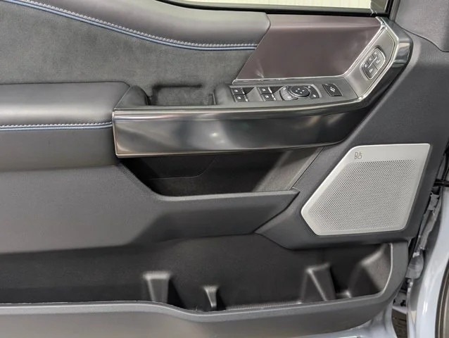 New 2026 Glacier Gray Metallic Tri-Coat Ford F-350® Platinum® image 55