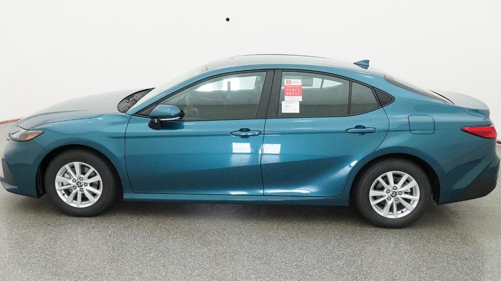 New 2026 Ocean Gem Toyota LE image 3