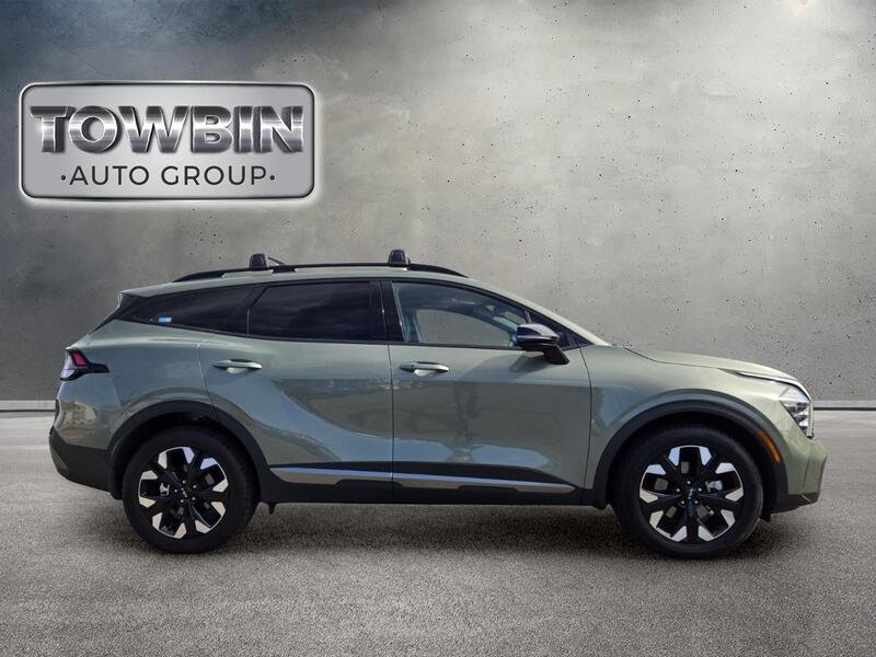 Used 2024 Jungle Green KIA X-LINE AWD image 3