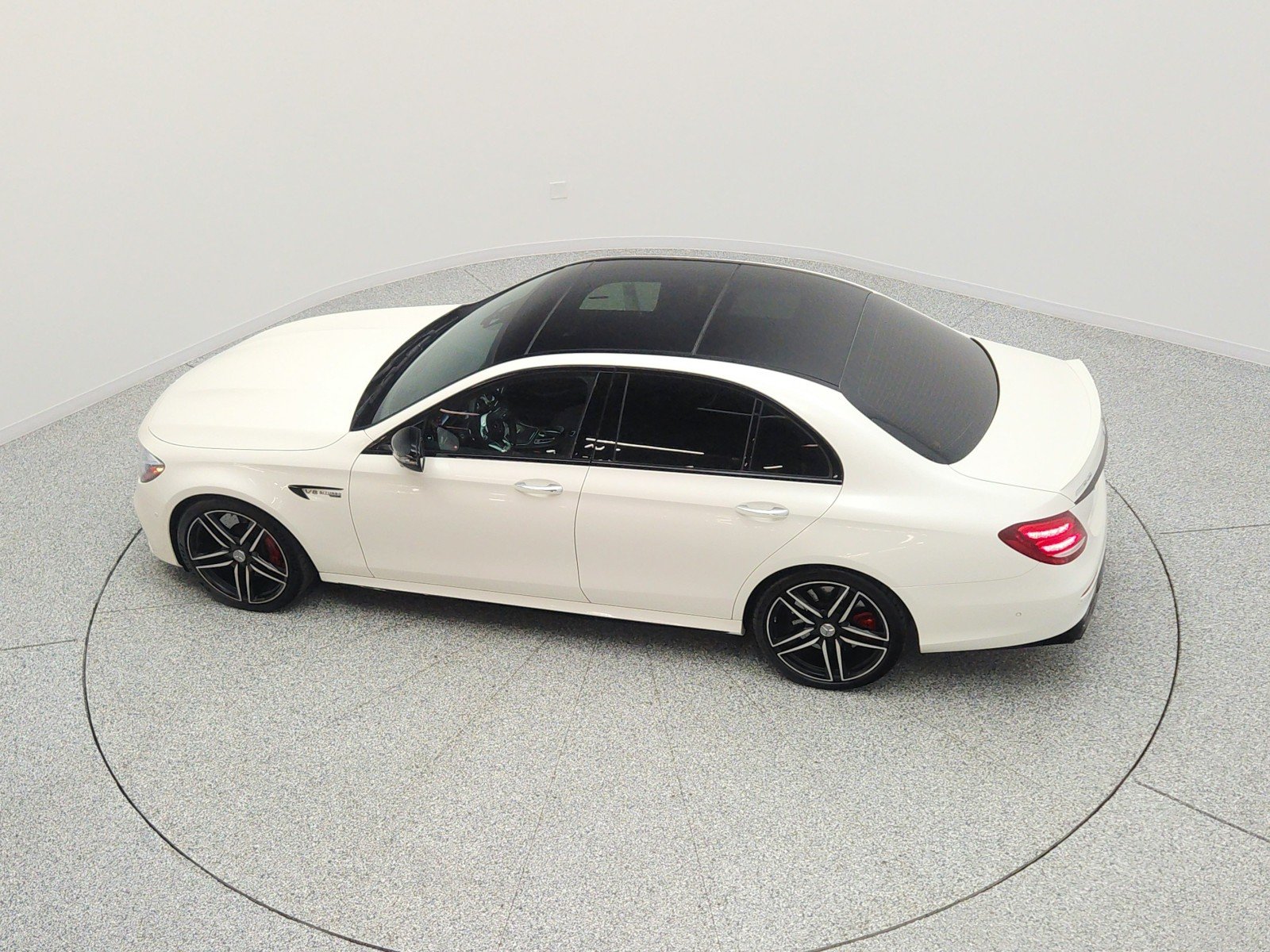 Used 2019 designo Diamond White Metallic Mercedes-Benz AMG® E 63 S 4MATIC+ Sedan image 30