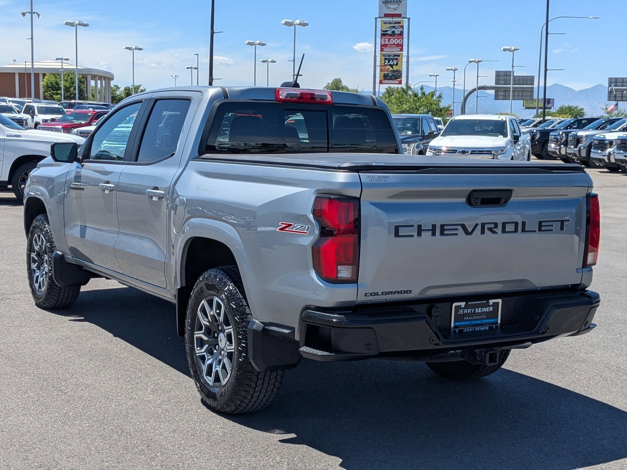 Certified Used 2025 Sterling Gray Metallic Chevrolet Z71 image 3