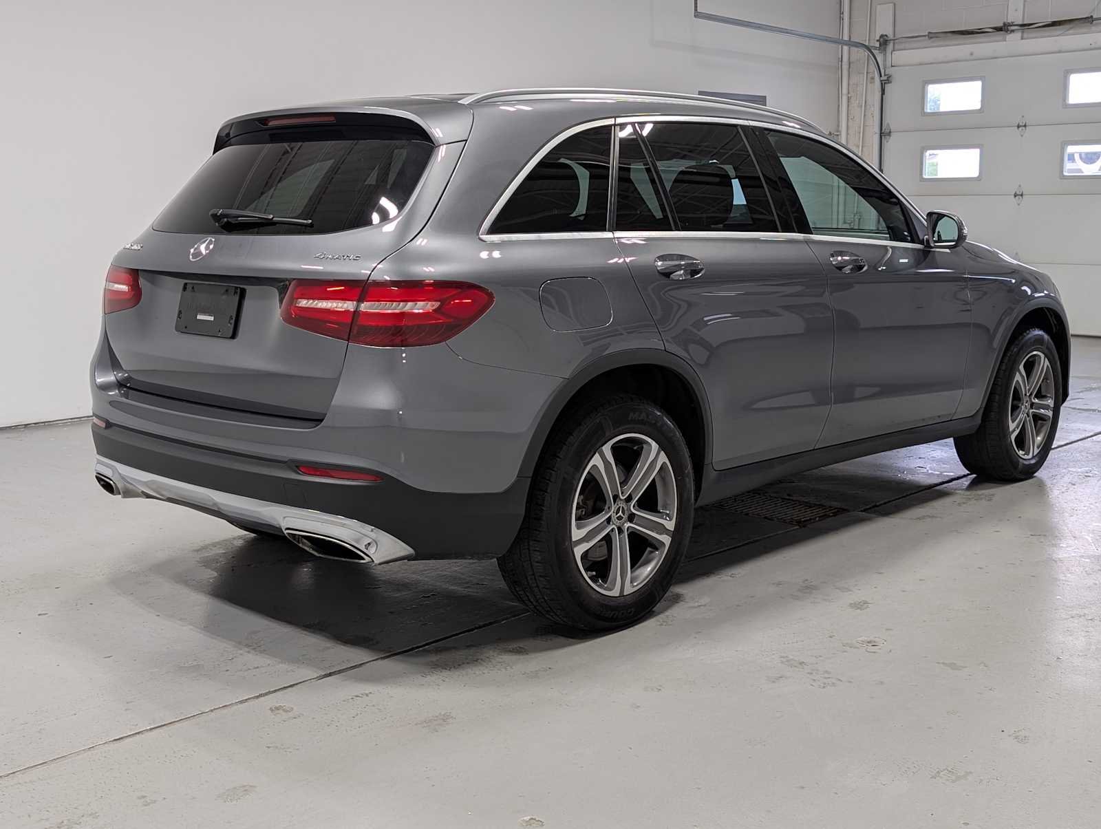 Used 2018 Selenite Grey Metallic Mercedes-Benz GLC 300 image 8
