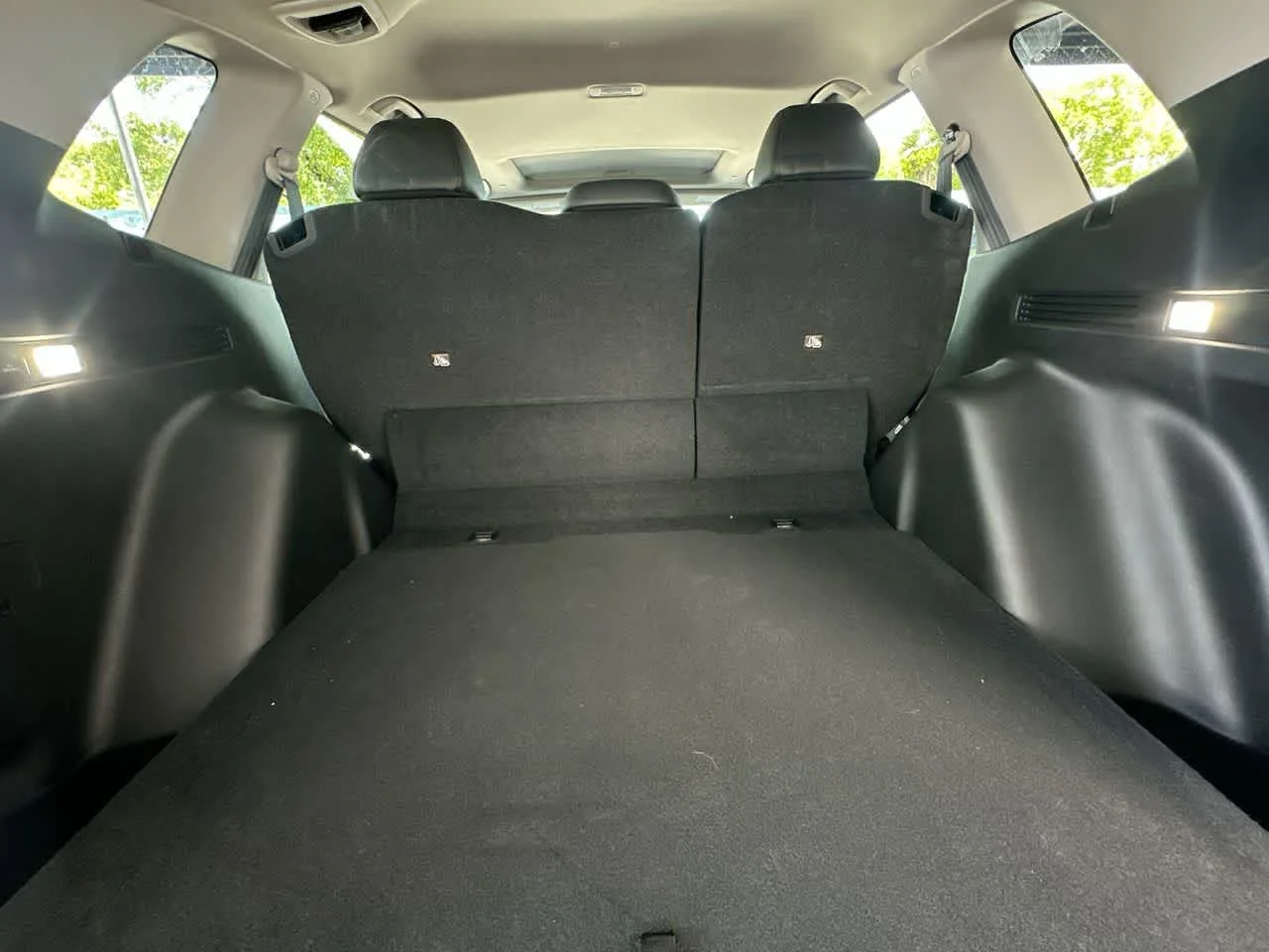 Used 2024 Still Night Pearl Honda EX-L image 25