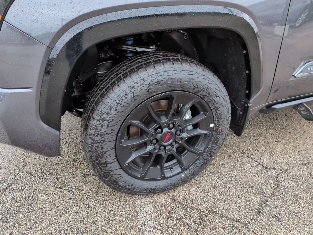 New 2026 Magnetic Gray Metallic Toyota  Platinum image 8