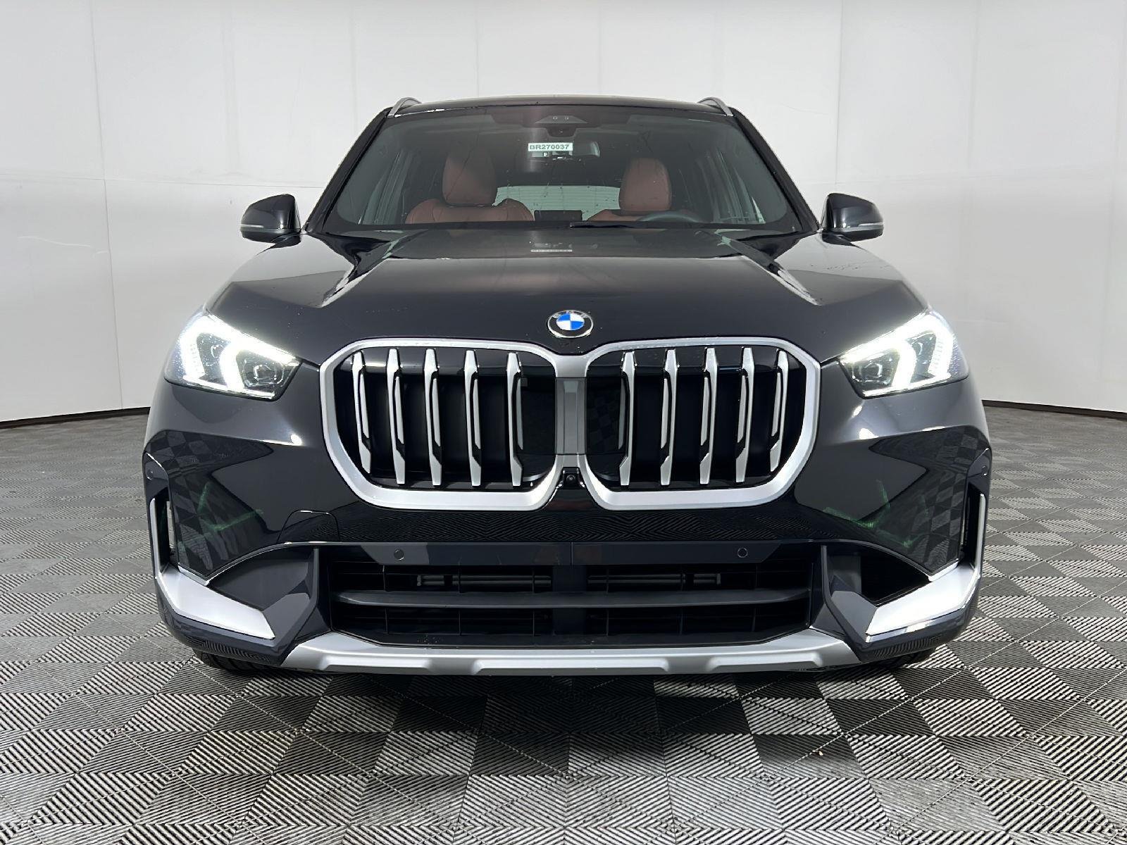 New 2027 Black Sapphire Metallic BMW xDrive28i image 5