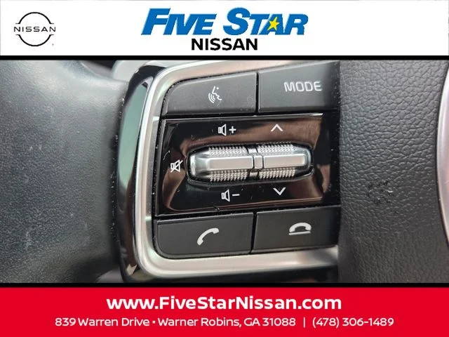 Used 2023 Silver Kia SX-Prestige image 28