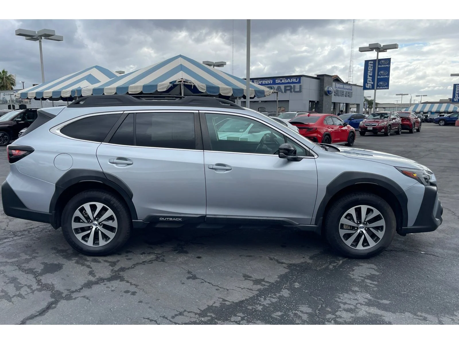 Used 2024 ICE SILVER METALL Subaru Premium image 7