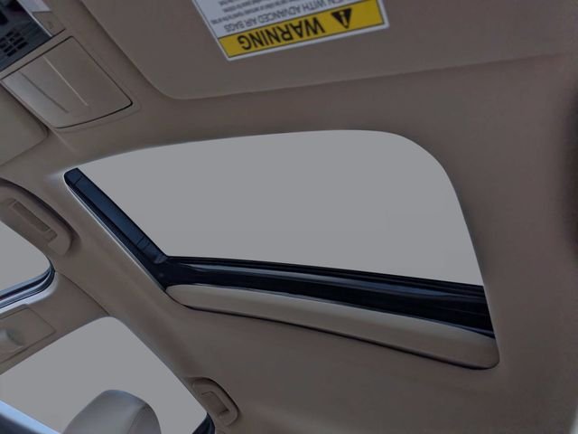 Used 2025 White Acura Technology Package image 23