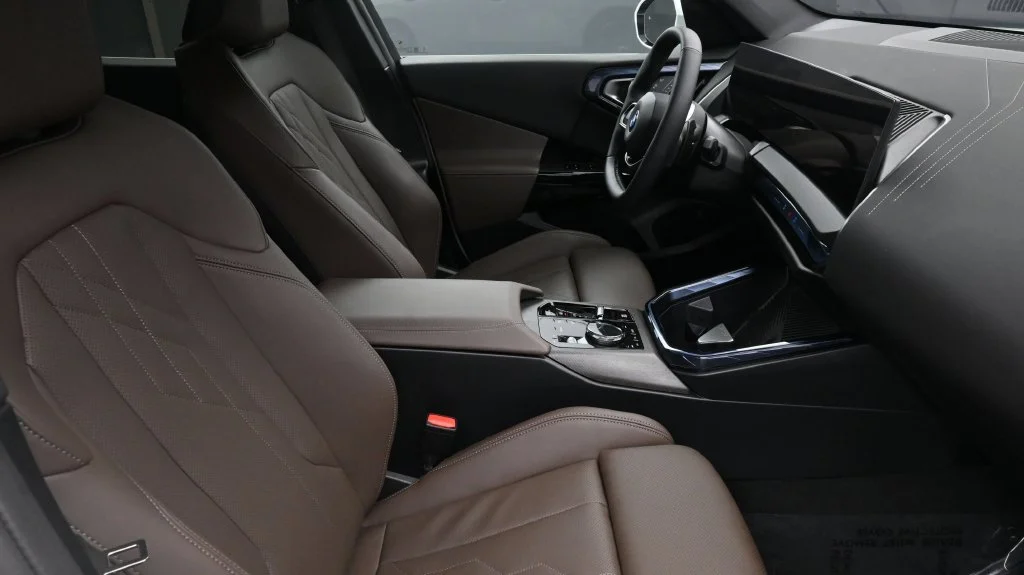 Used 2026 White BMW 30 xDrive image 2