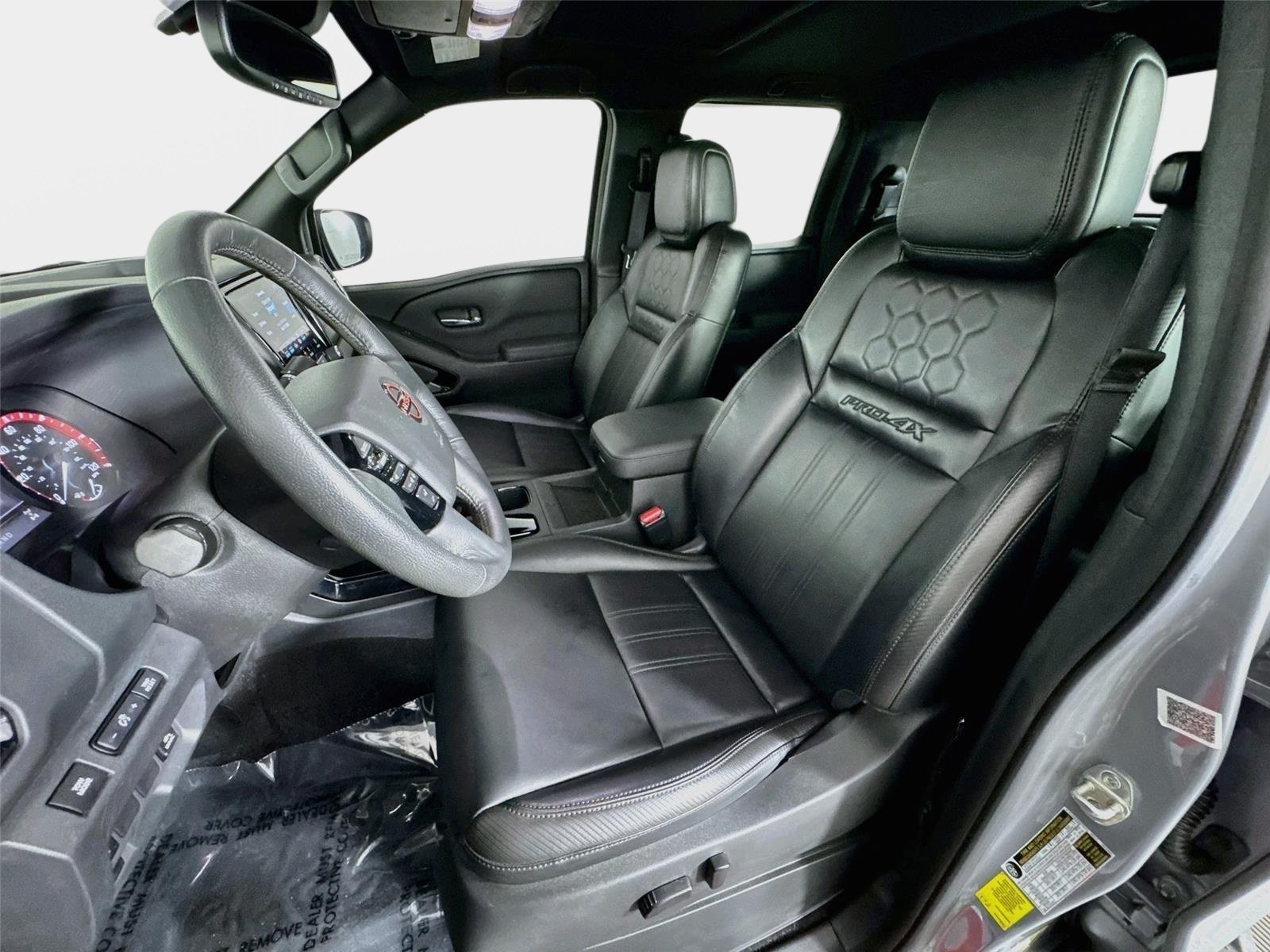 Used 2022 Boulder Grey Pearl Nissan PRO-4X image 11