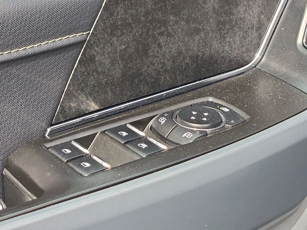 Used 2023 Blue Metallic Ford XLT image 29