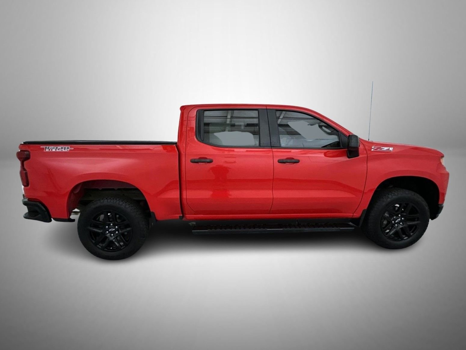 Used 2021 Red Chevrolet Custom Trail Boss image 4