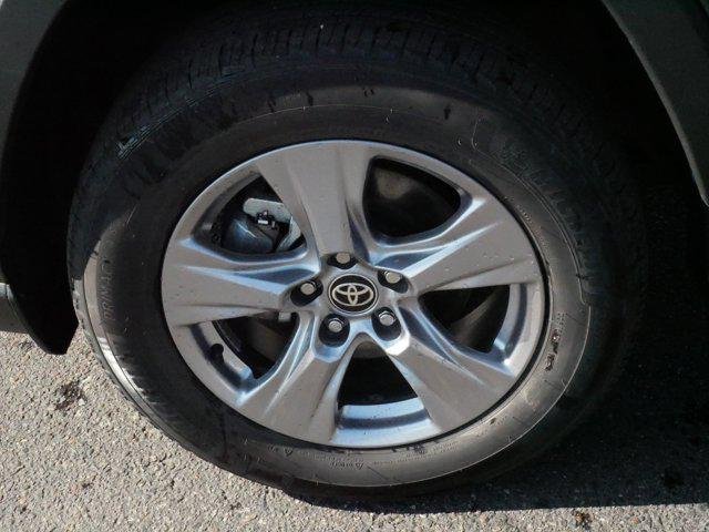 Certified Used 2025 MAGNETIC GRAY MET. Toyota  image 15