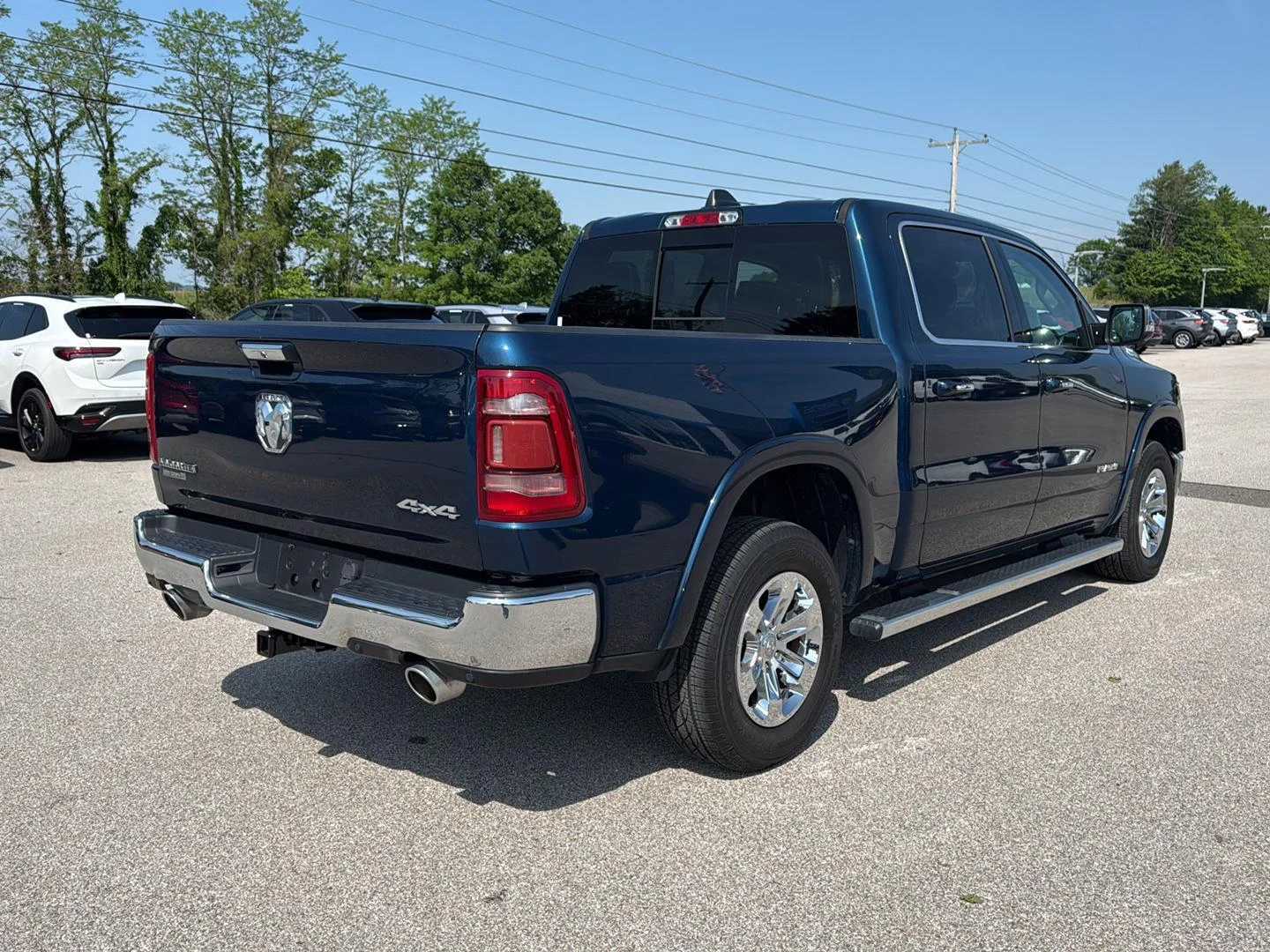 Used 2022 Patriot Blue Pearlcoat Ram Laramie image 17