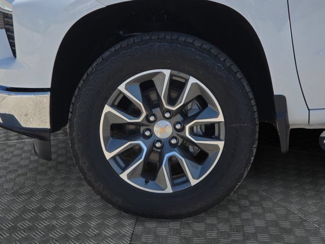 2026 Chevrolet Silverado 1500 LT - Photo 10