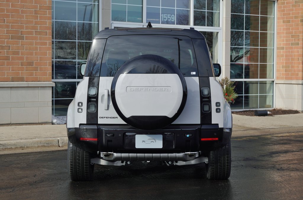 2026 LAND ROVER DEFENDER - Image 4