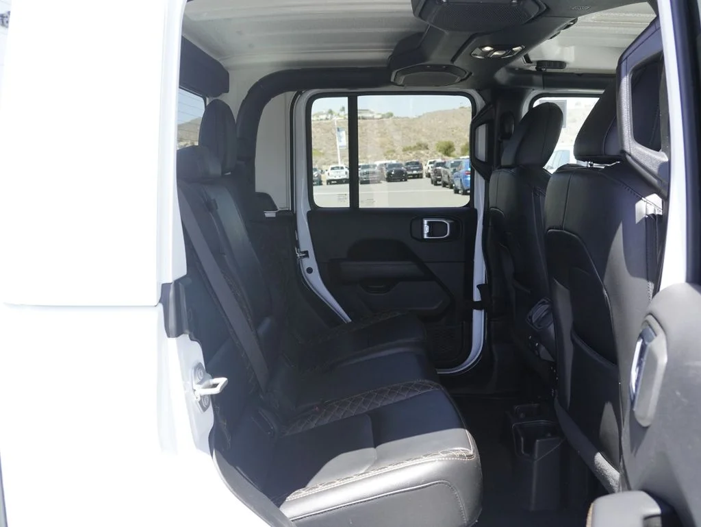 Certified Used 2023 White/off-white Jeep High Altitude image 30