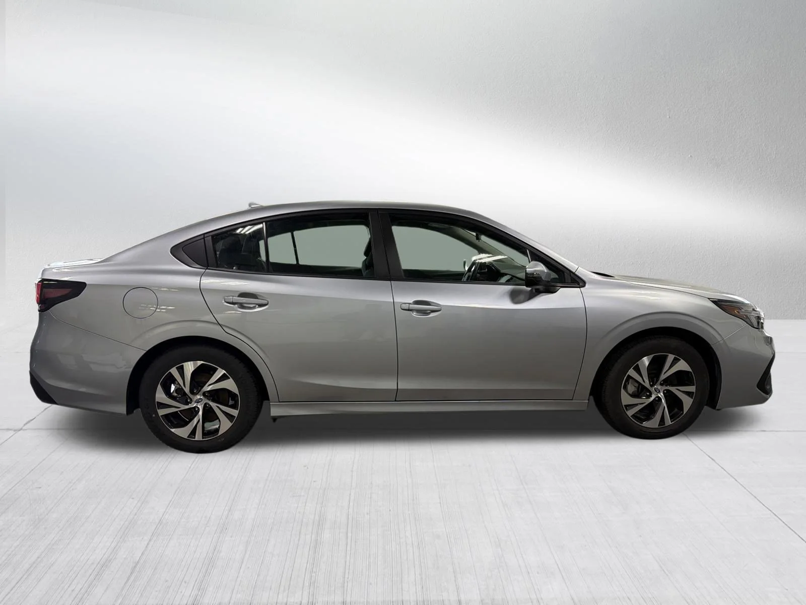 Certified Used 2025 Ice Silver Metallic Subaru Premium image 8