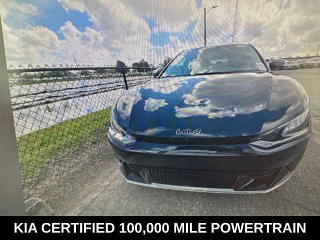 Used 2023 Blue Kia Wind image 11