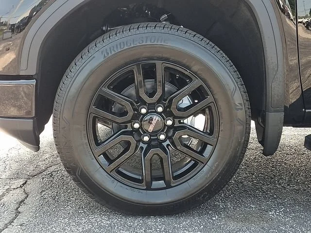 New 2026 Onyx Black GMC Elevation image 8