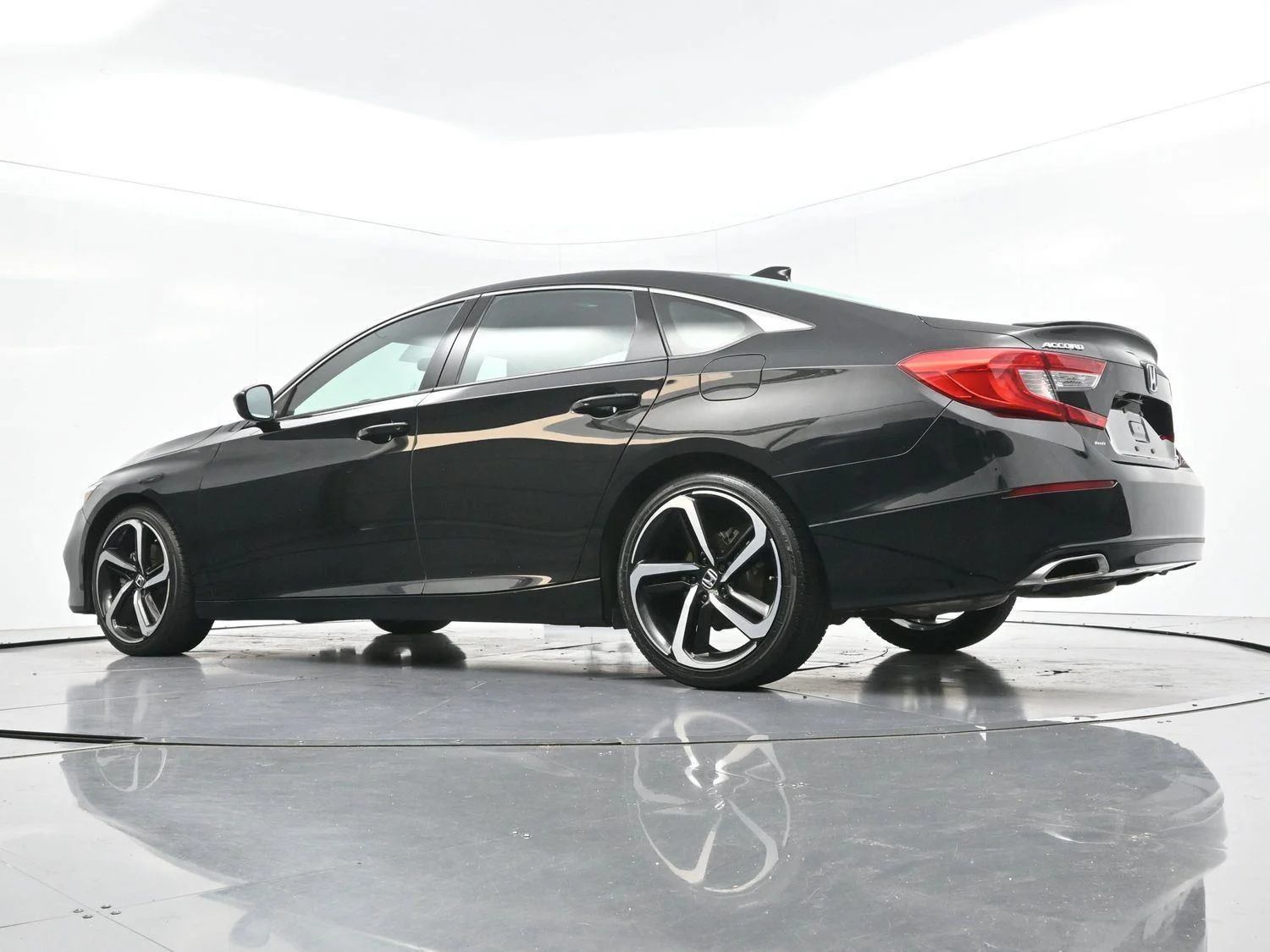 Used 2018 Crystal Black Pearl Honda Sport 1.5T image 44