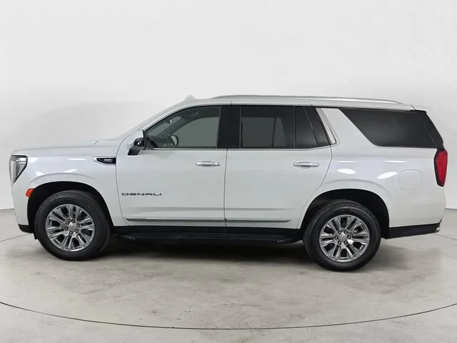 Certified Used 2022 White Frost Tricoat GMC Denali image 2