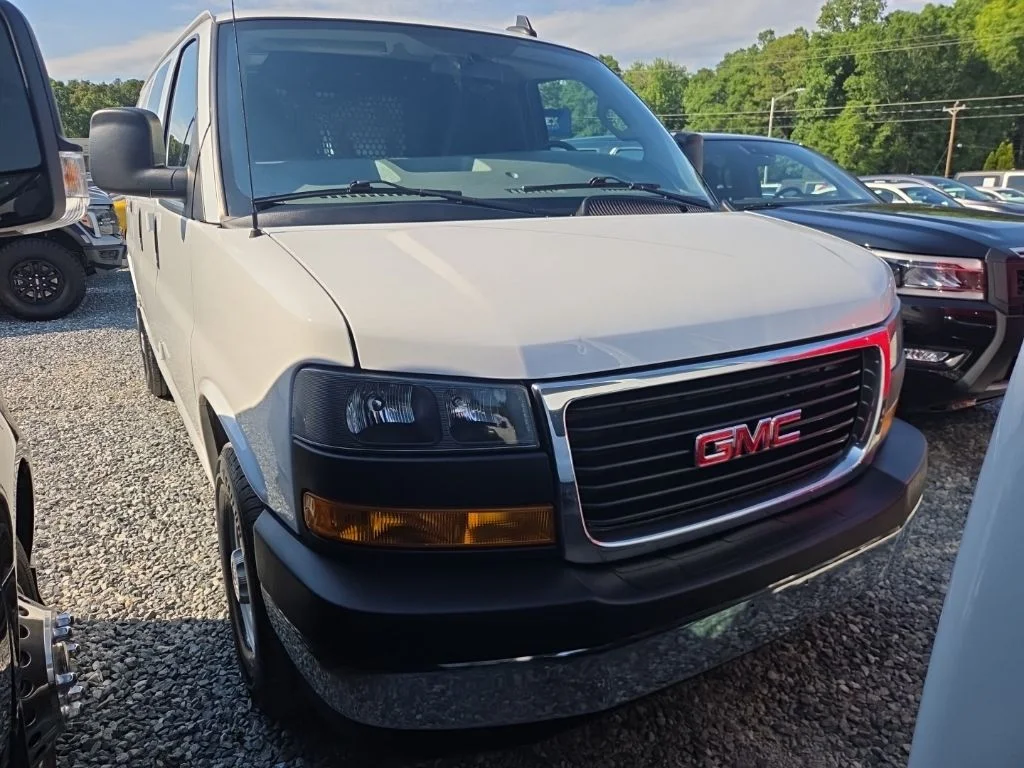 Used 2024 White GMC Work Van image 2