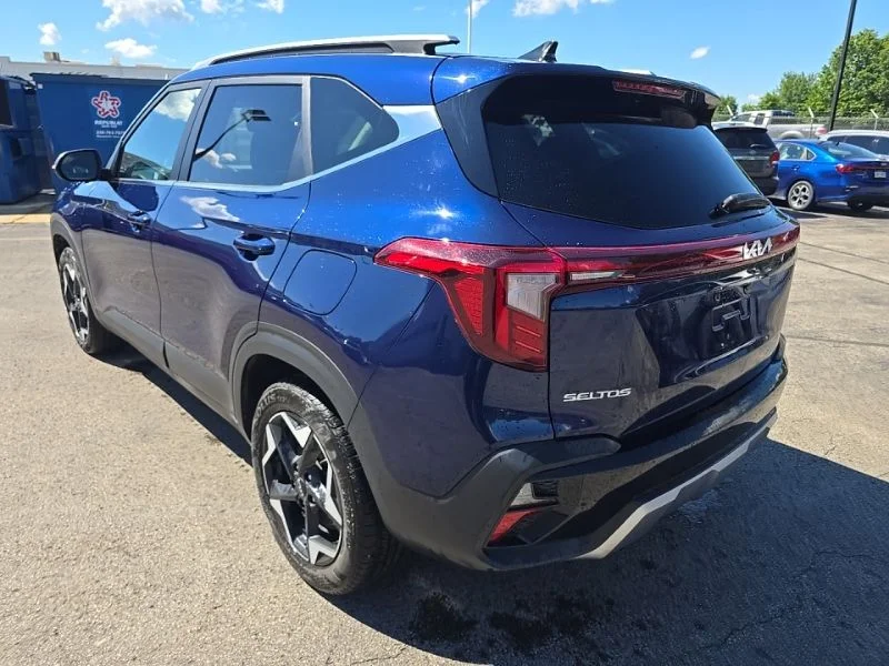 Used 2024 Blue Kia EX image 5